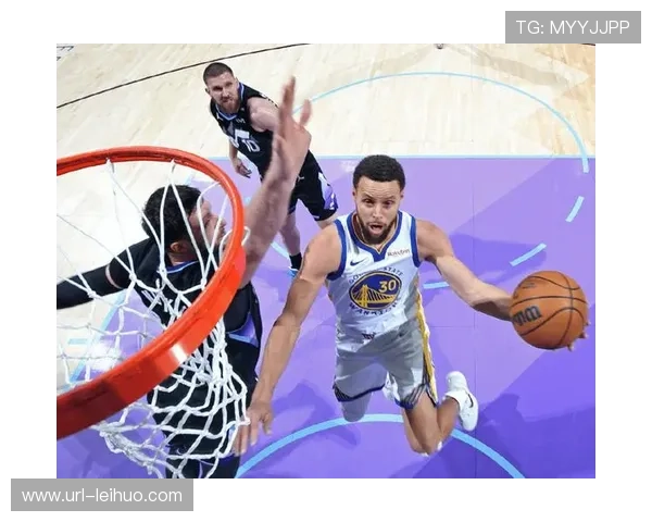 勇士140-124爵士库里高效发挥，替补席火力全开